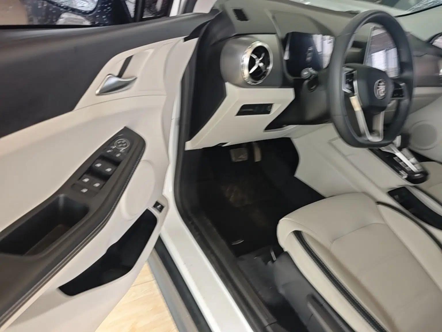 BYD Yuan Pro 2021 401 km Luxury Version — миниатюра 18