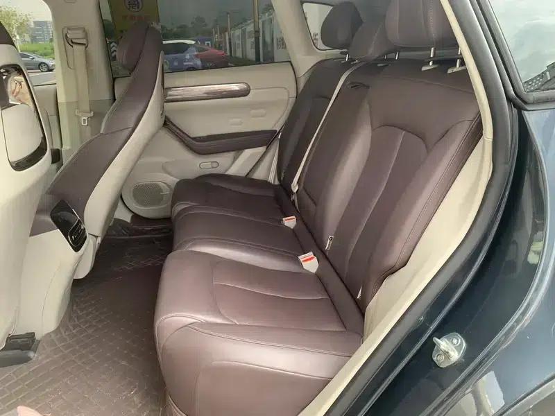 Leapmotor C11 2023 Range Extended Electric 300 Smart Edition — миниатюра 9