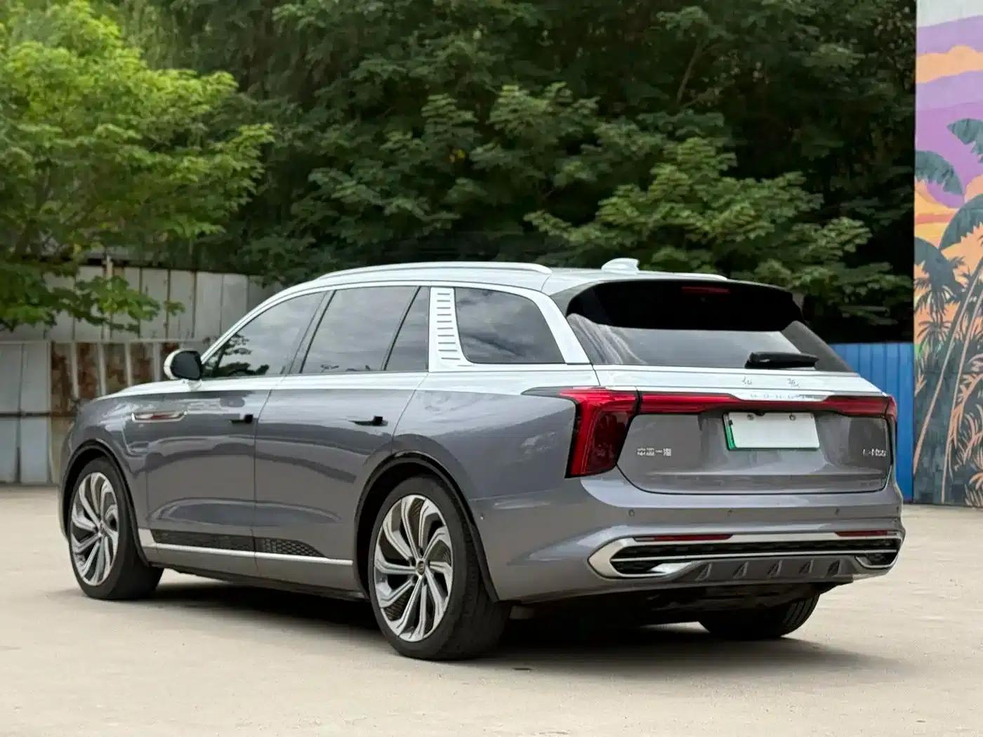 Hongqi E-HS9 2022 Model 660km Flagship Edition (Four Seats) — миниатюра 4