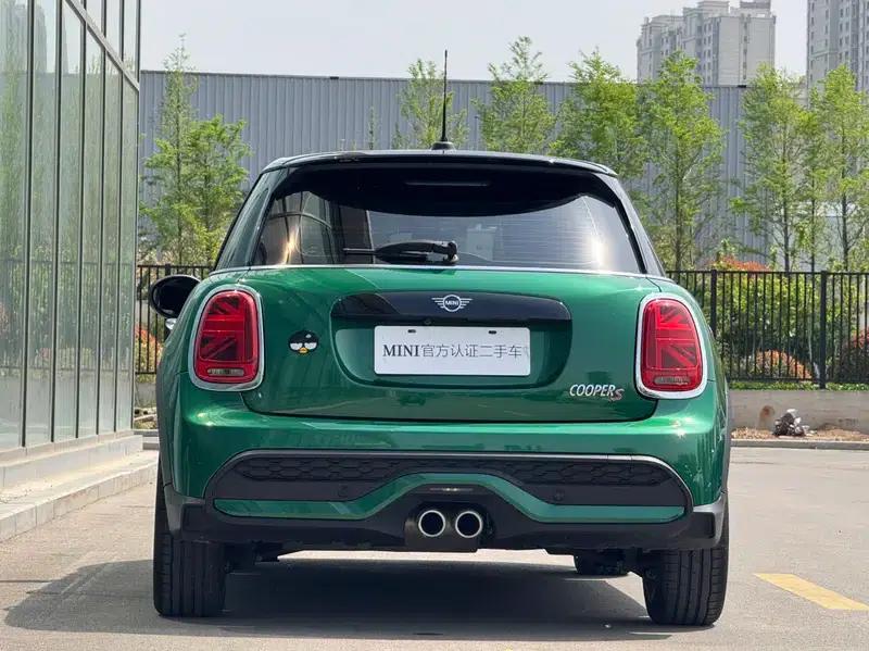 2022 MINI 2.0T COOPER S Classic 5-Door Version — миниатюра 4
