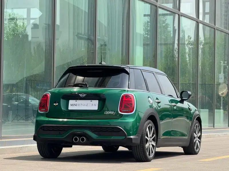 2022 MINI 2.0T COOPER S Classic 5-Door Version — миниатюра 5