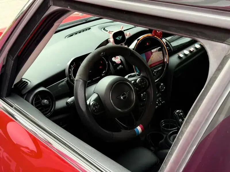 2021 MINI 1.5T COOPER Classic 5-Door — миниатюра 14