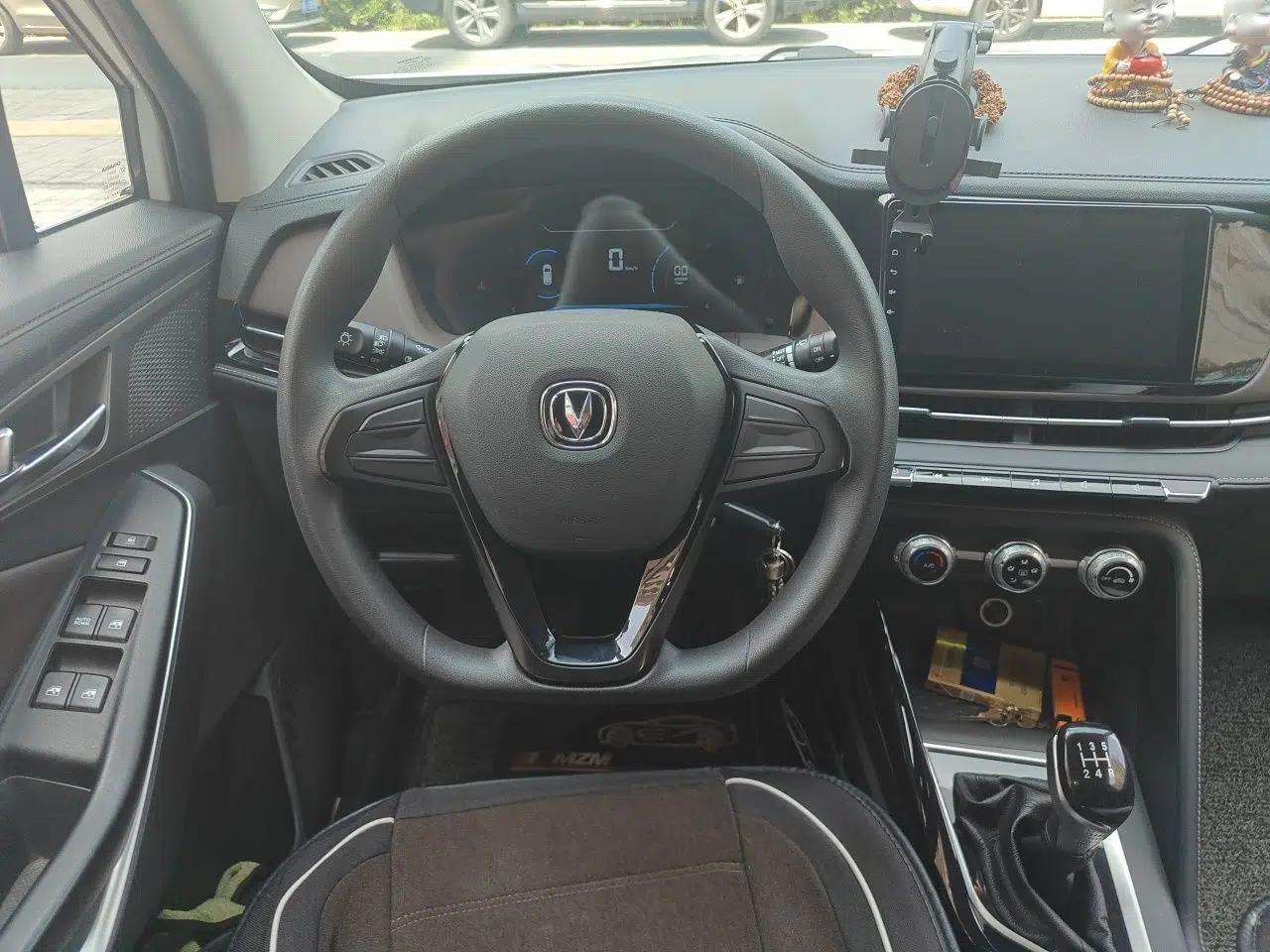 CHANGAN CS15 2019 1.5L Manual Comfort Model China VI Standard — миниатюра 10