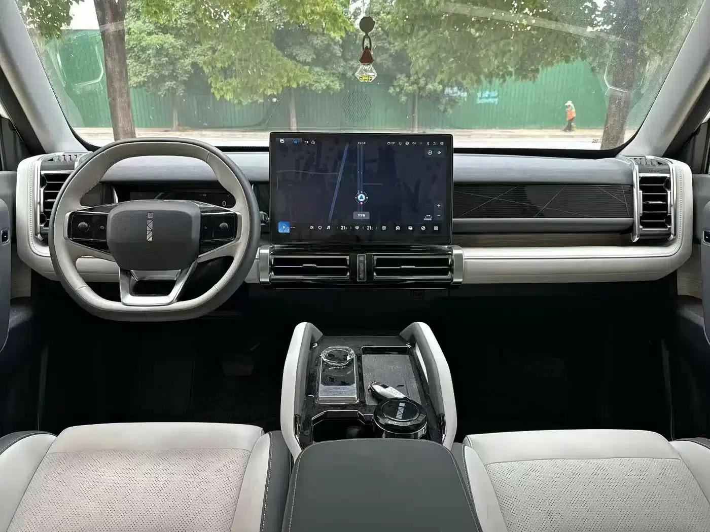 iCAR 03 2024 Model 472km Four-Wheel Drive Long Range Version — миниатюра 6