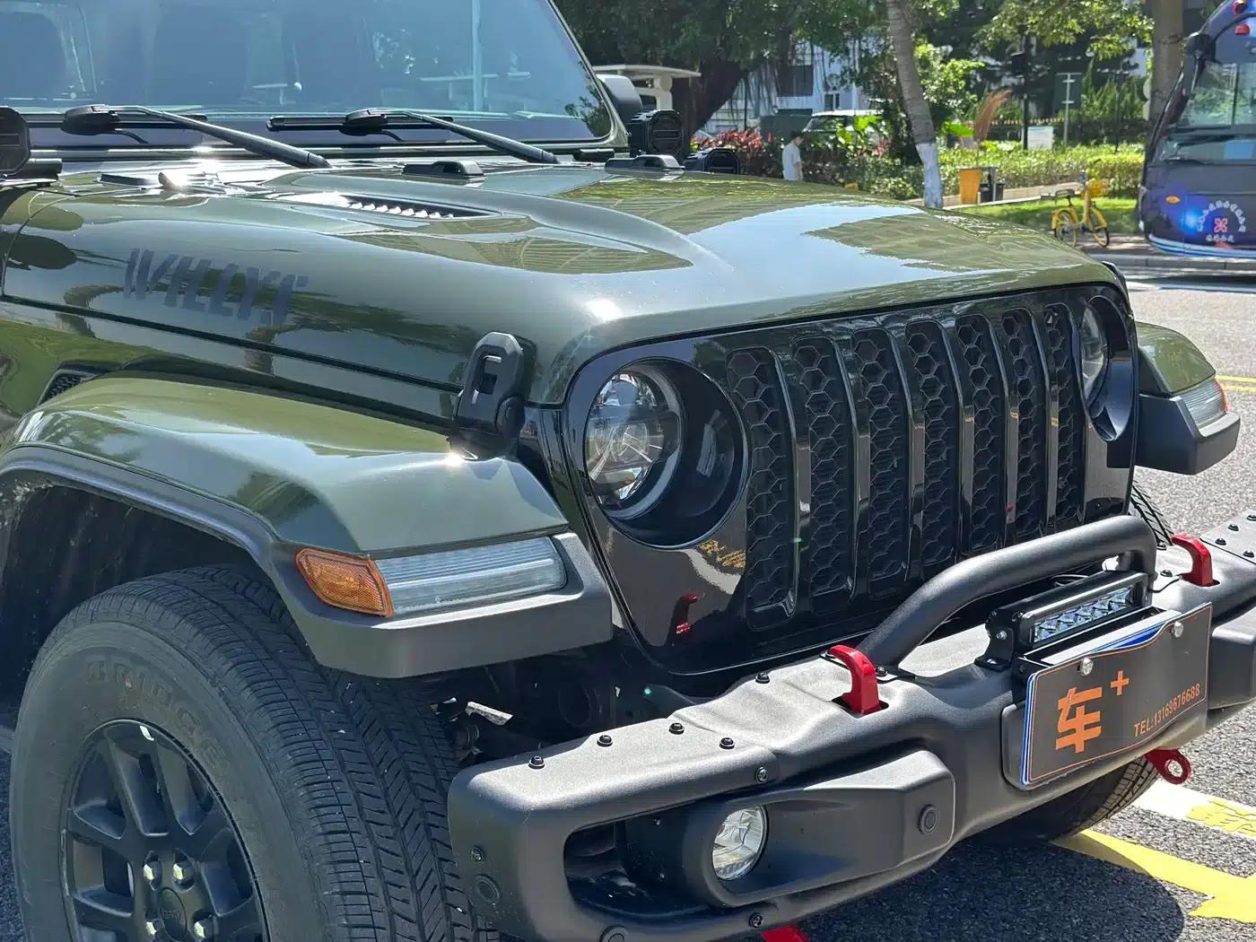 Gladiator 2023 3.6L Overland — миниатюра 18