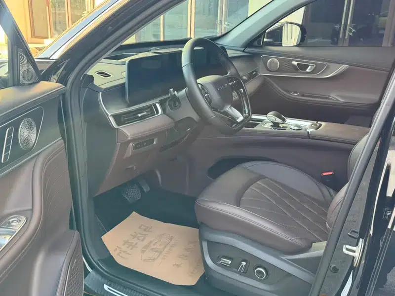 Chery Tiggo 8 PRO 2025 390T 2WD Premium Edition II — миниатюра 12
