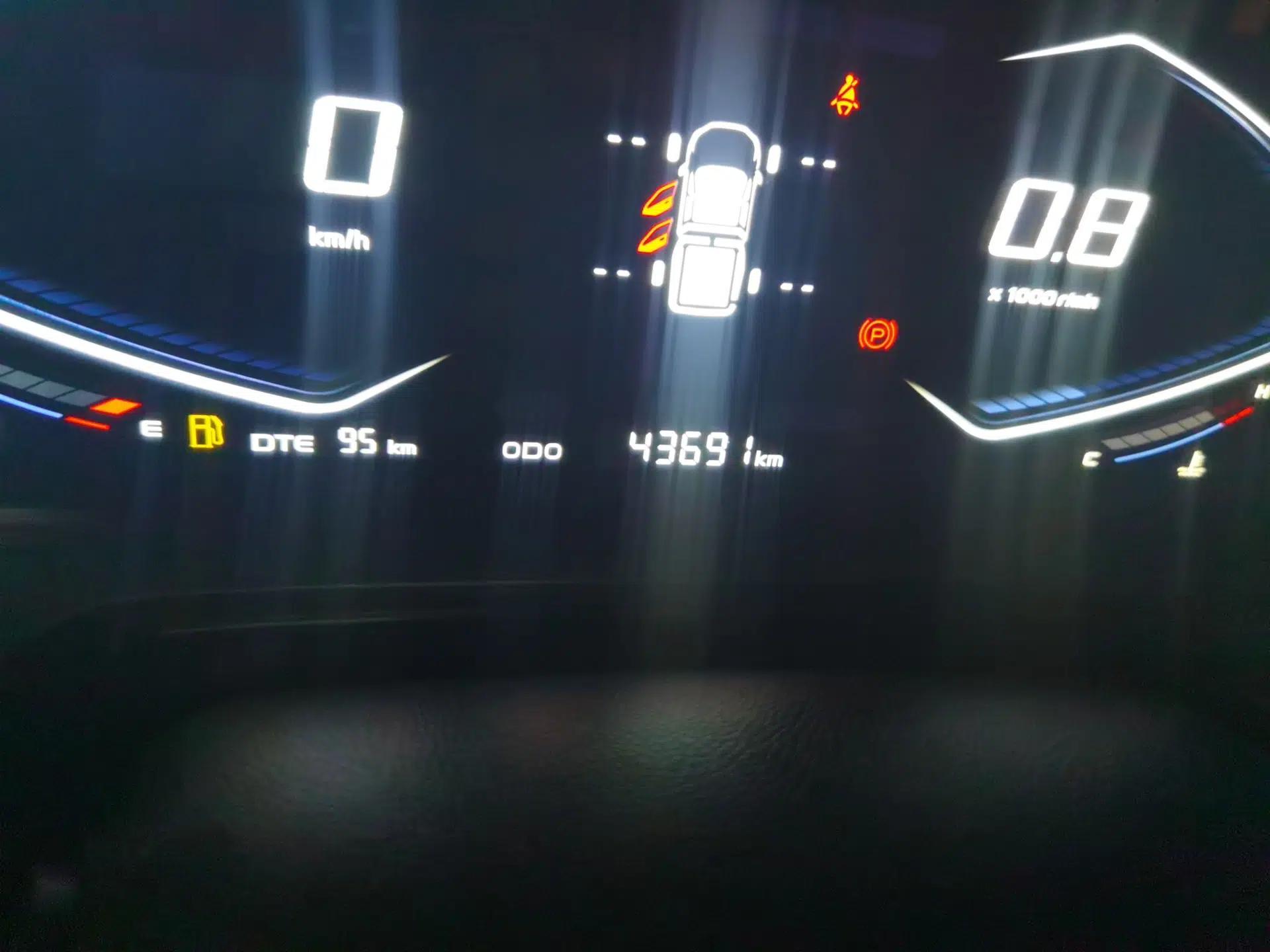 CHANGAN Lantop 2023 2.0T Manual 4x4 Diesel Elite Long-Box Version — миниатюра 12