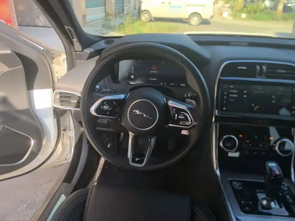 2021 Jaguar XEL 2.0T 250PS R-DYNAMIC S Progressive Sport Edition — миниатюра 11