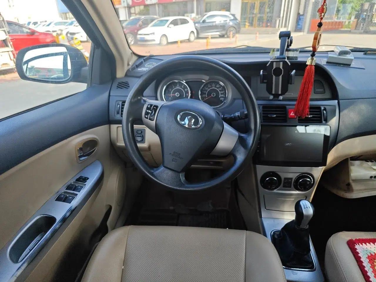 Great Wall C30 2012 1.5L Manual Luxury Version — миниатюра 10