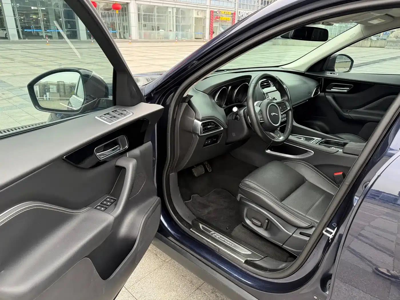 2016 Jaguar F-PACE 3.0 SC AWD R-Sport — миниатюра 7