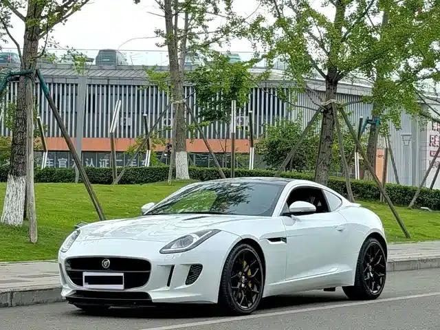 Jaguar F-TYPE 2015 3.0 SC Hardtop