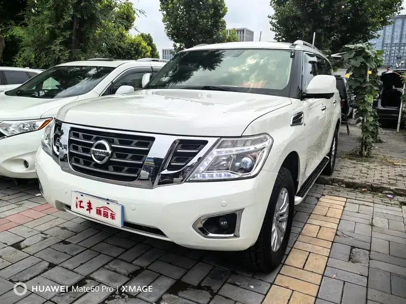 Nissan Patrol Y61 2018 4.0L Automatic 4WD 7-Seater Parallel Import — миниатюра 1