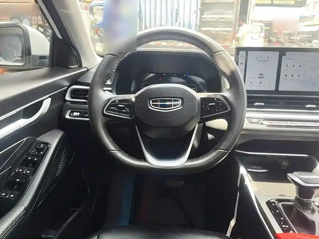 Geely Emgrand 2023 4th Generation Champion Edition 1.5L CVT Premium — миниатюра 11