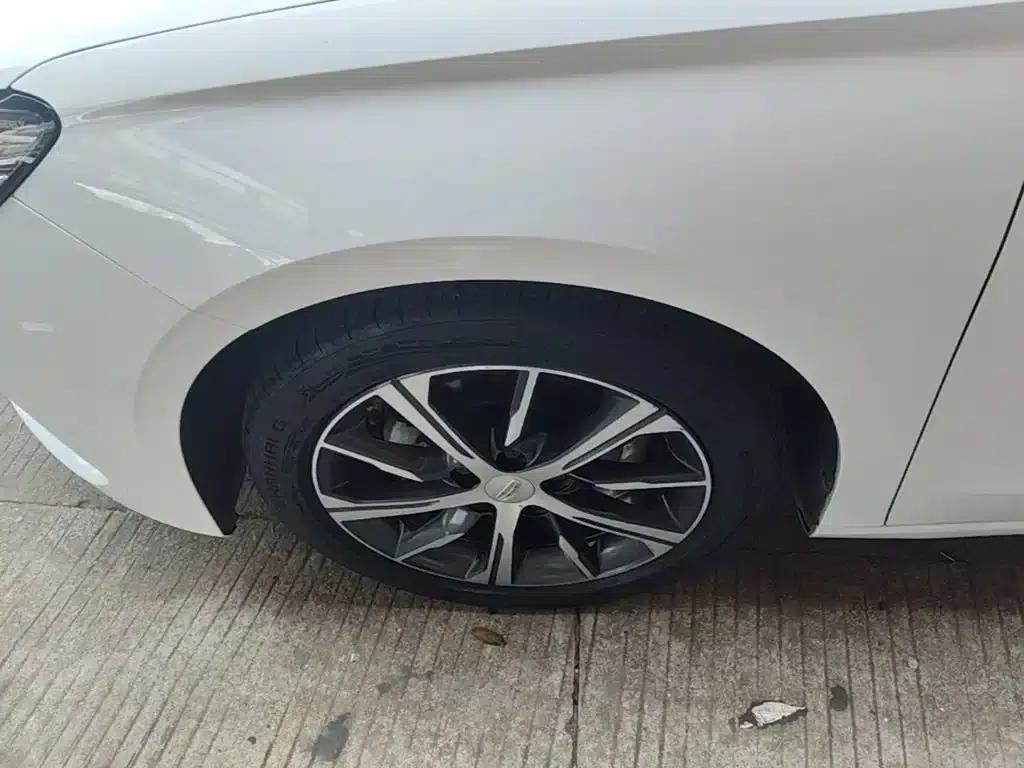 Geely Emgrand 2023 4th Generation Champion Edition 1.5L CVT Premium — миниатюра 23