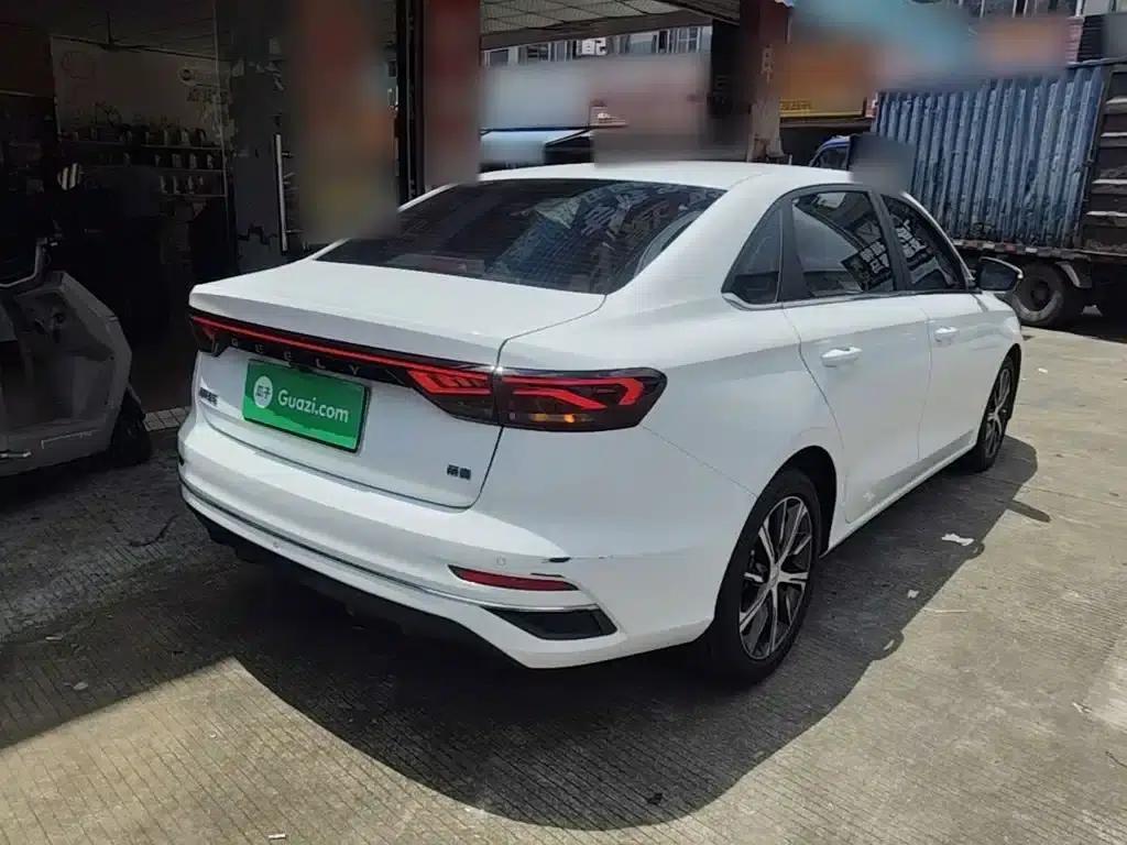 Geely Emgrand 2023 4th Generation Champion Edition 1.5L CVT Premium — миниатюра 7