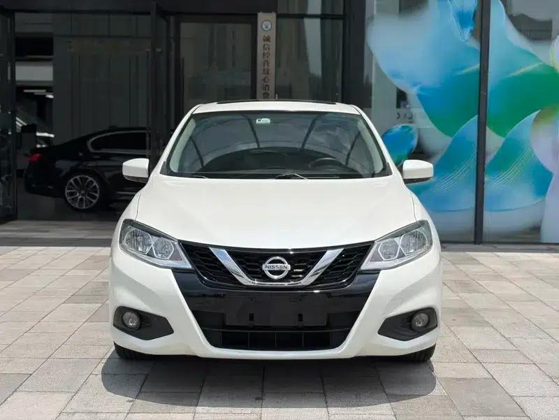 2016 Tiida 1.6L CVT Sport Edition — миниатюра 2