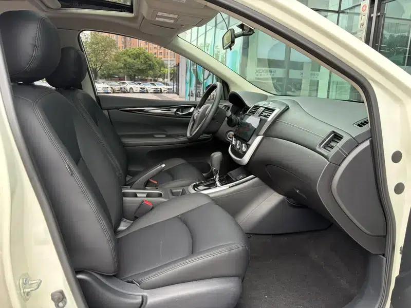 2016 Tiida 1.6L CVT Sport Edition — миниатюра 12