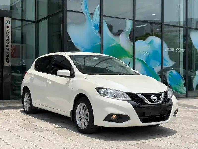 2016 Tiida 1.6L CVT Sport Edition — миниатюра 3