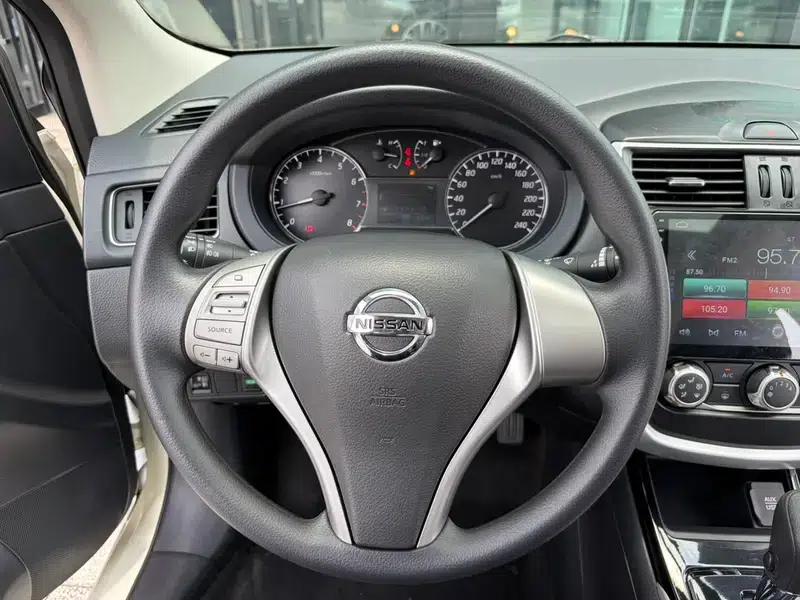 2016 Tiida 1.6L CVT Sport Edition — миниатюра 8