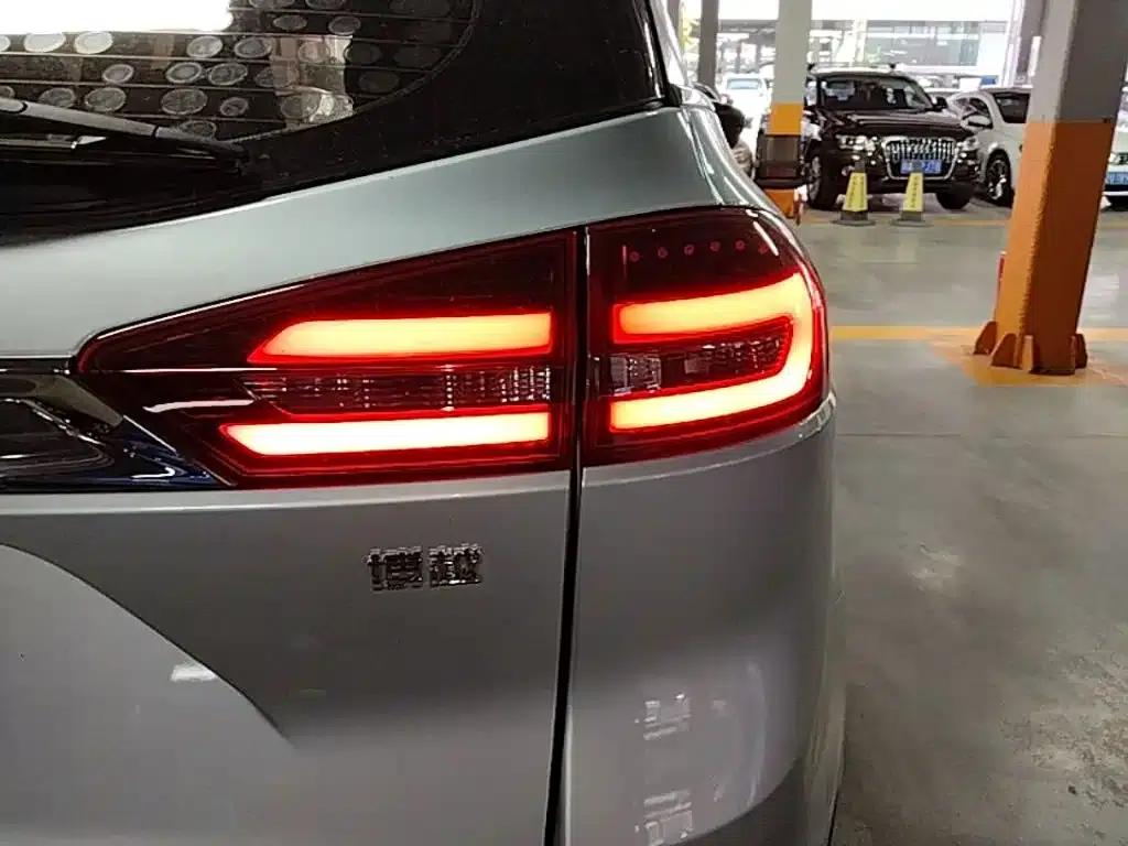 Geely Boyue 2018 1.8TD Automatic 2WD Smart Edition — миниатюра 8