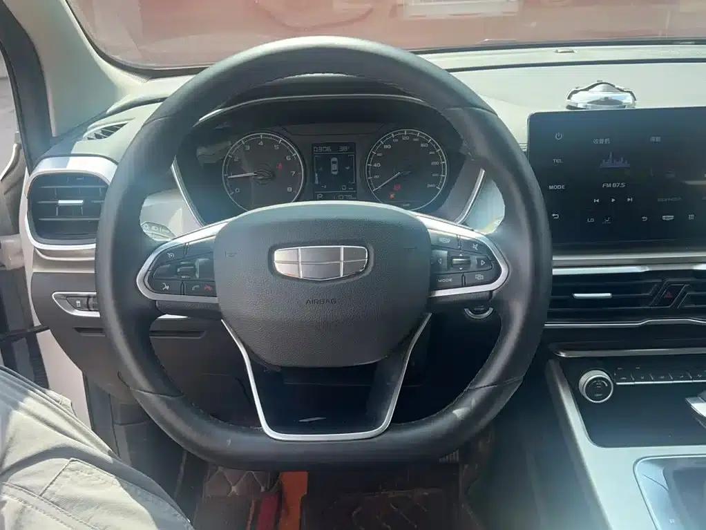 Geely Binyue 2025 1.5L CVT Super Power — миниатюра 3