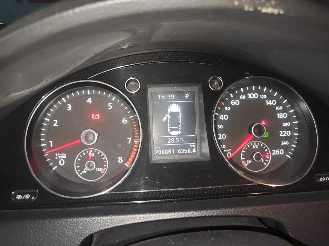 Volkswagen Magotan 2013 1.8TSI Premier Model — миниатюра 11
