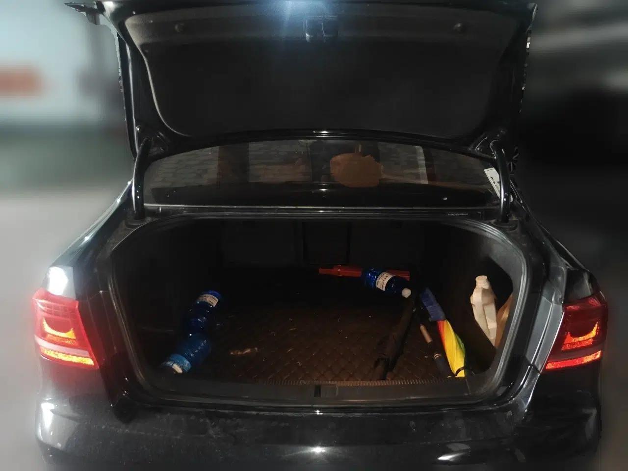 Volkswagen Magotan 2013 1.8TSI Premier Model — миниатюра 19