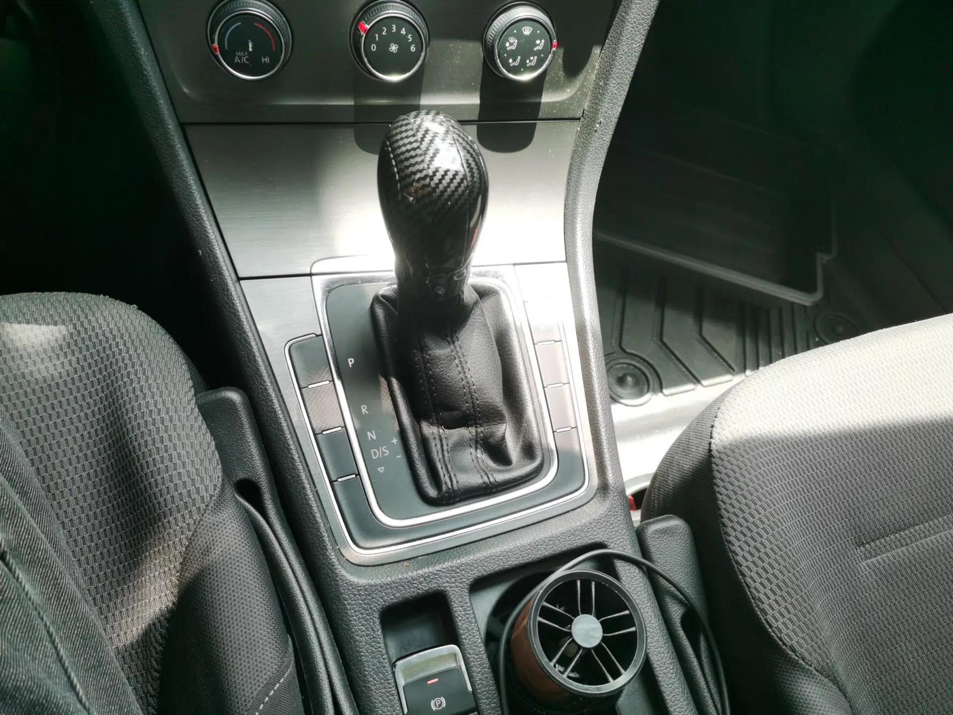 Volkswagen Golf 2015 1.6L Automatic Fashion Model — миниатюра 14