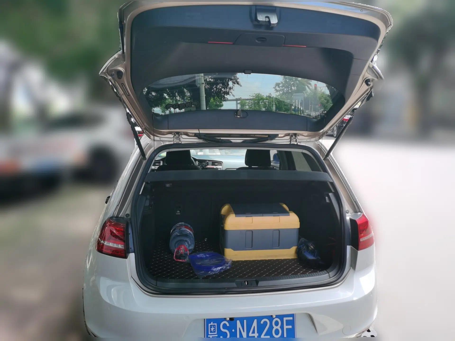 Volkswagen Golf 2015 1.6L Automatic Fashion Model — миниатюра 19
