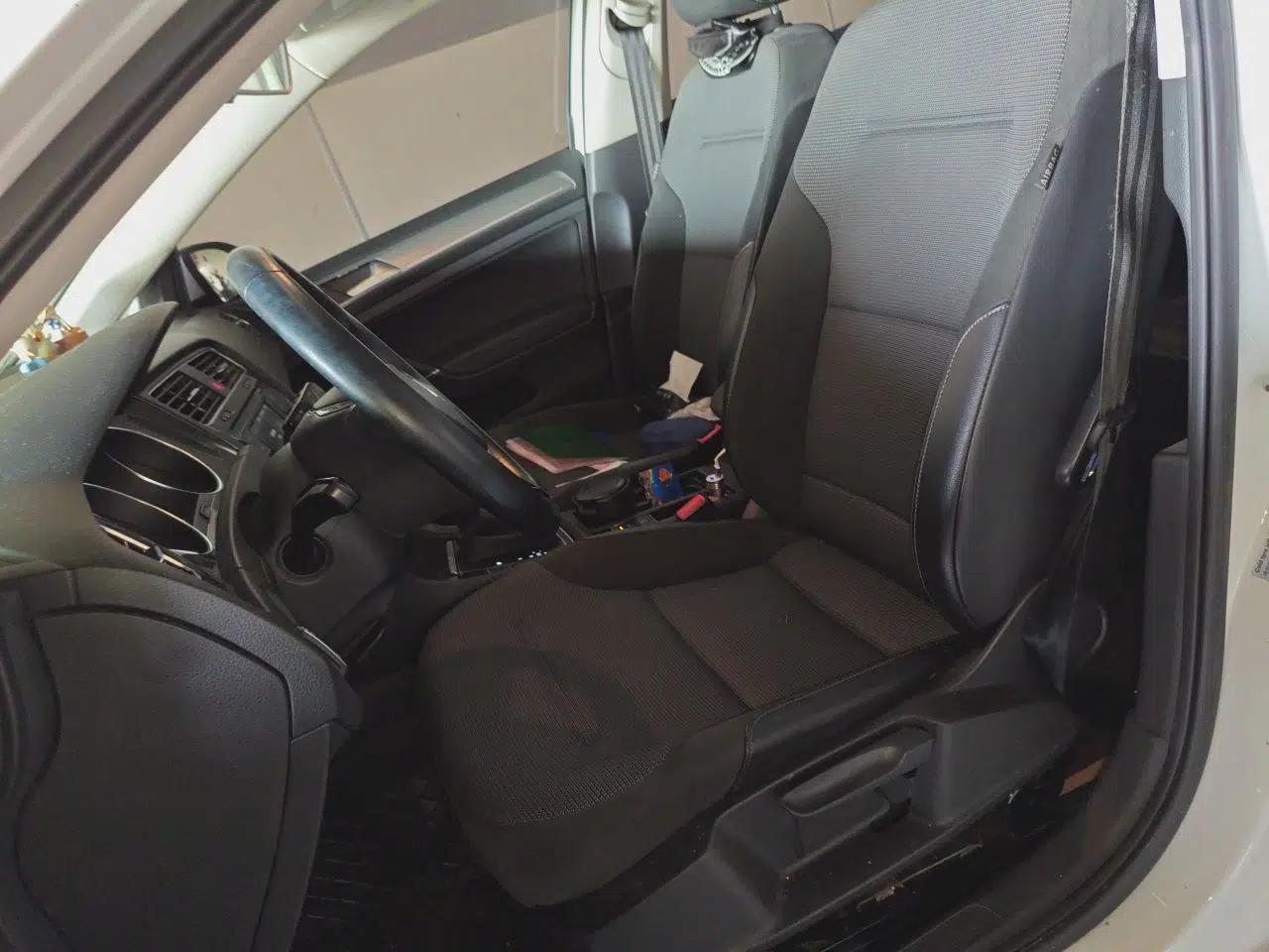 Volkswagen Golf 2018 230TSI Automatic Comfort Model — миниатюра 15