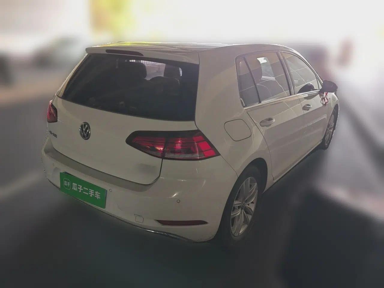 Volkswagen Golf 2018 230TSI Automatic Comfort Model — миниатюра 6