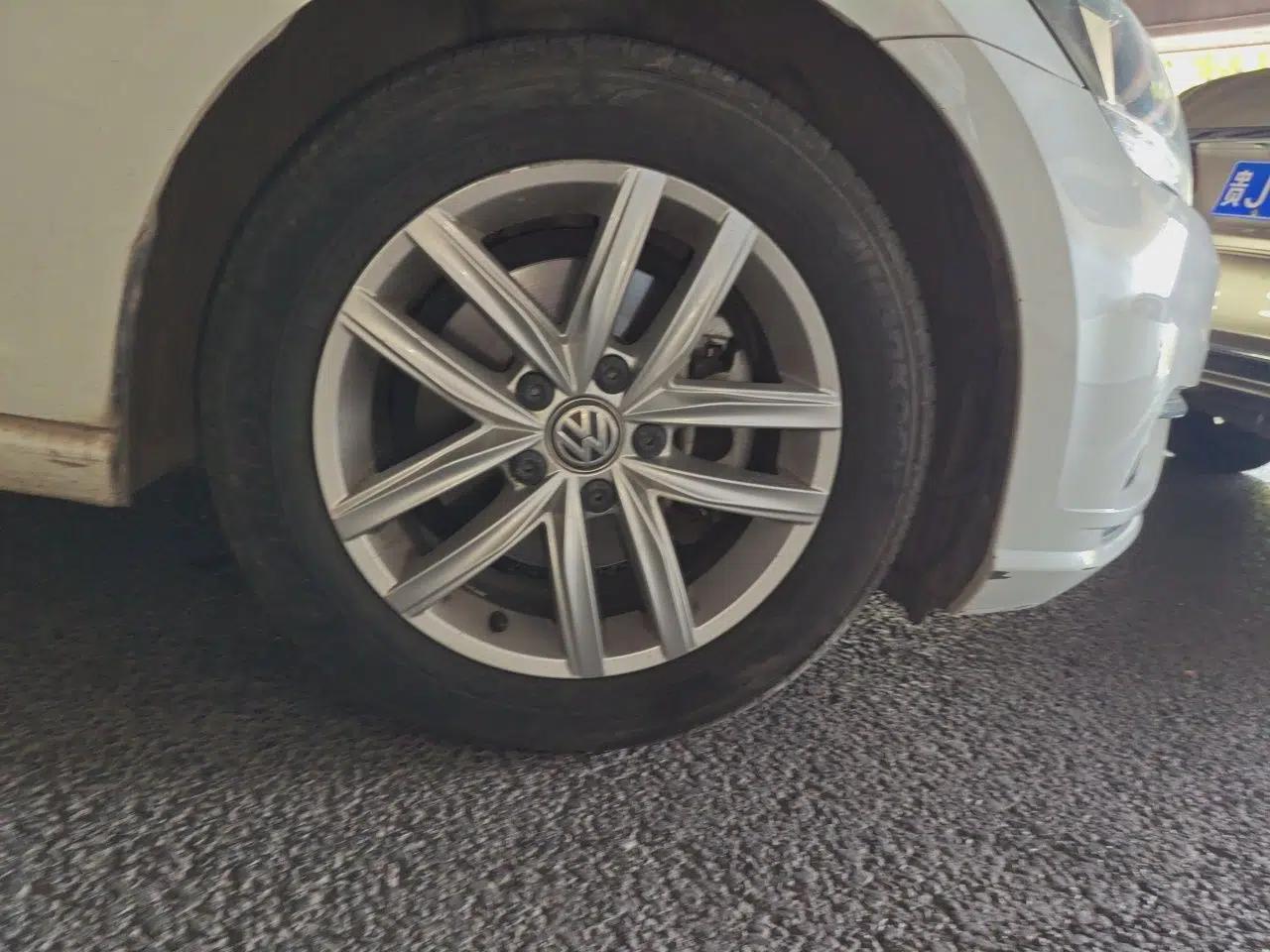 Volkswagen Golf 2018 230TSI Automatic Comfort Model — миниатюра 8