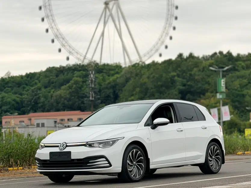 Volkswagen Golf 2021 280TSI DSG Pro — миниатюра 1