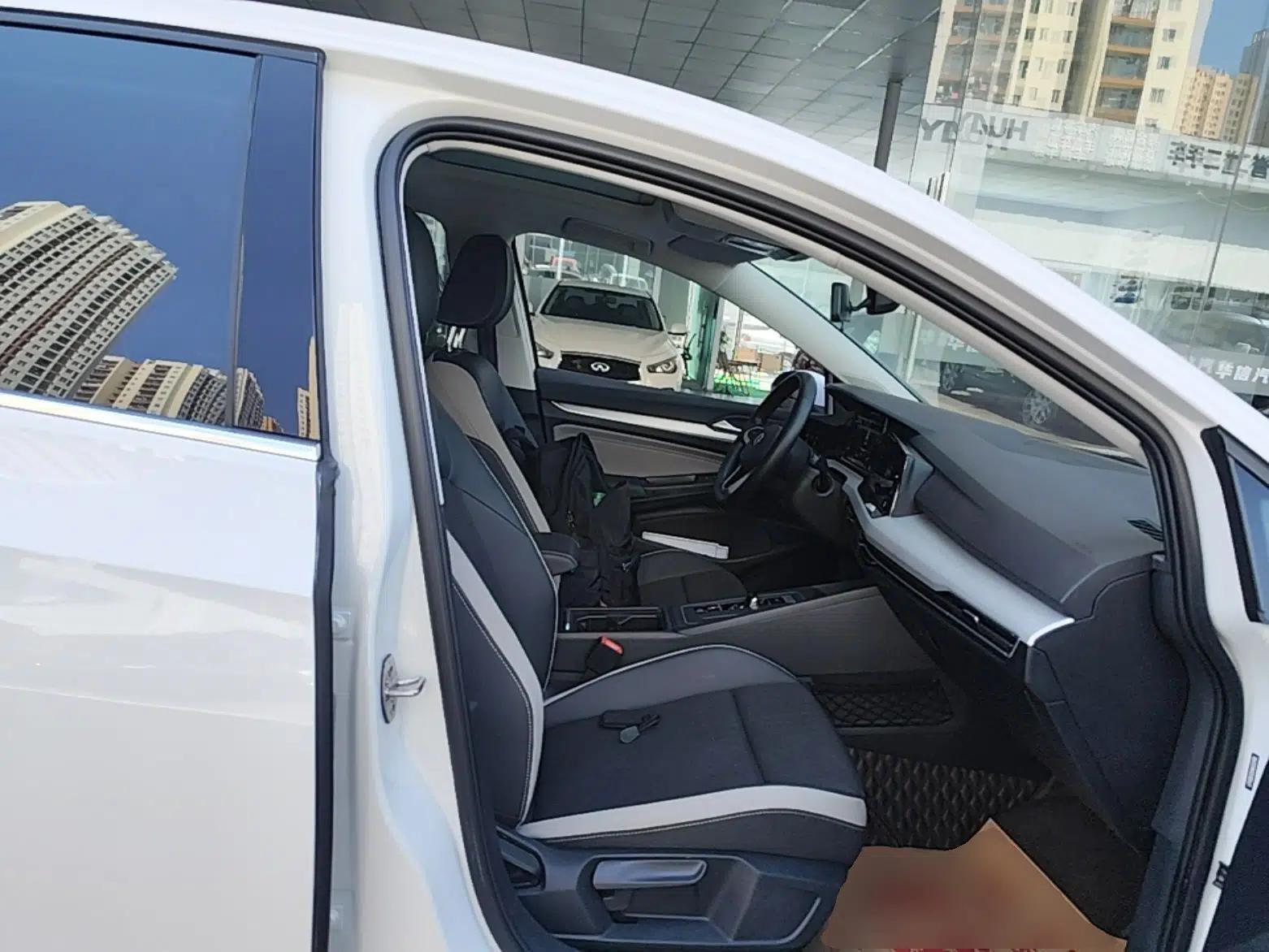 Volkswagen Golf 2021 280TSI DSG Pro — миниатюра 28