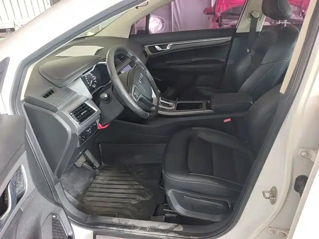 Geely GS 2016 Elegant Edition 1.3T Automatic Leading Model — миниатюра 15