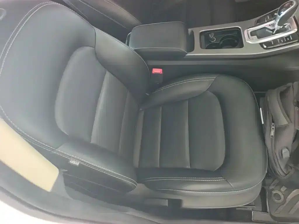 Geely GS 2016 Elegant Edition 1.3T Automatic Leading Model — миниатюра 25