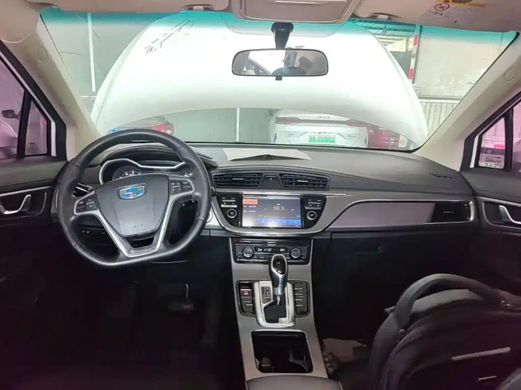 Geely GS 2016 Elegant Edition 1.3T Automatic Leading Model — миниатюра 10
