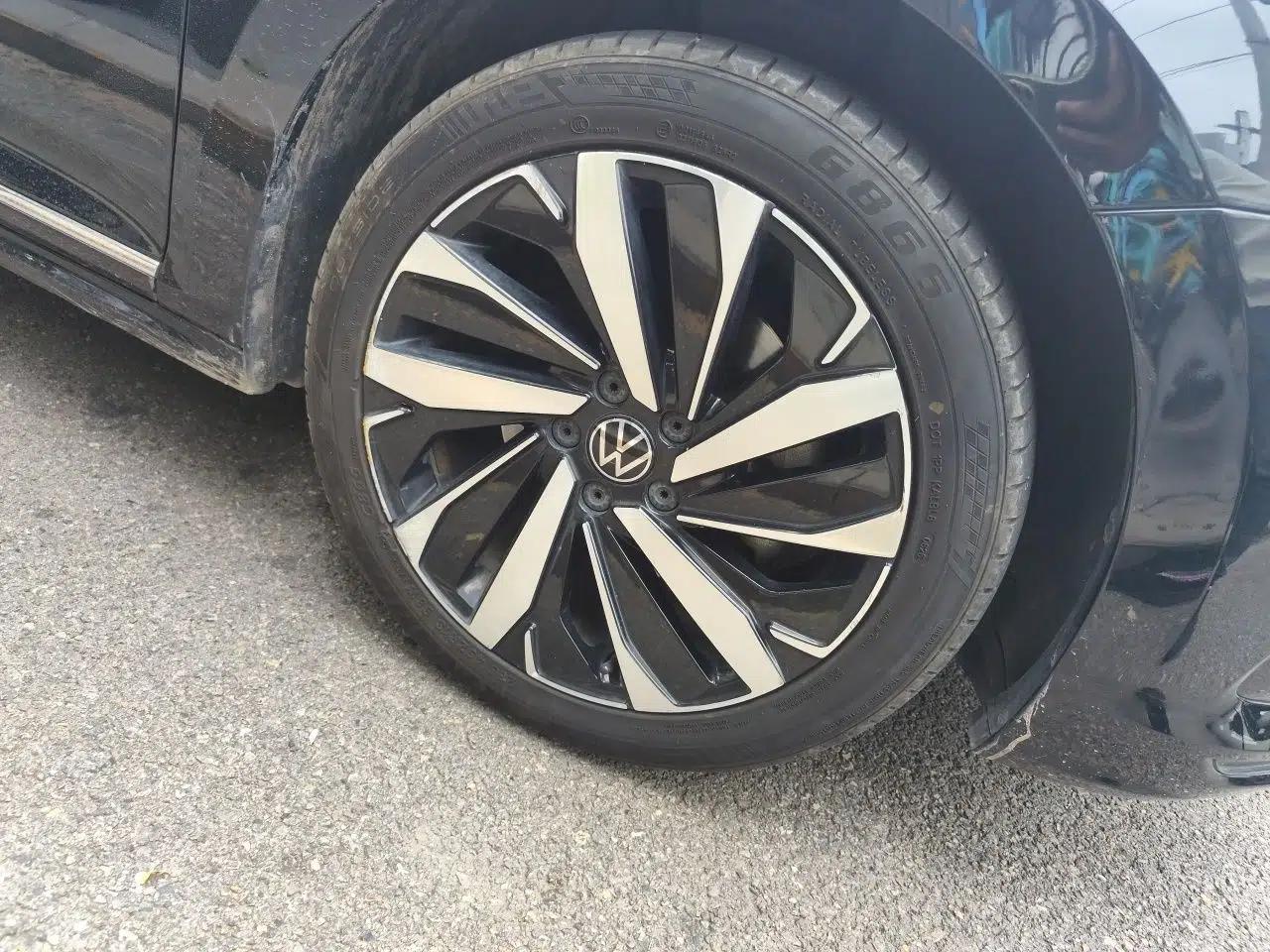Volkswagen Passat 2022 330TSI Elite Edition — миниатюра 8