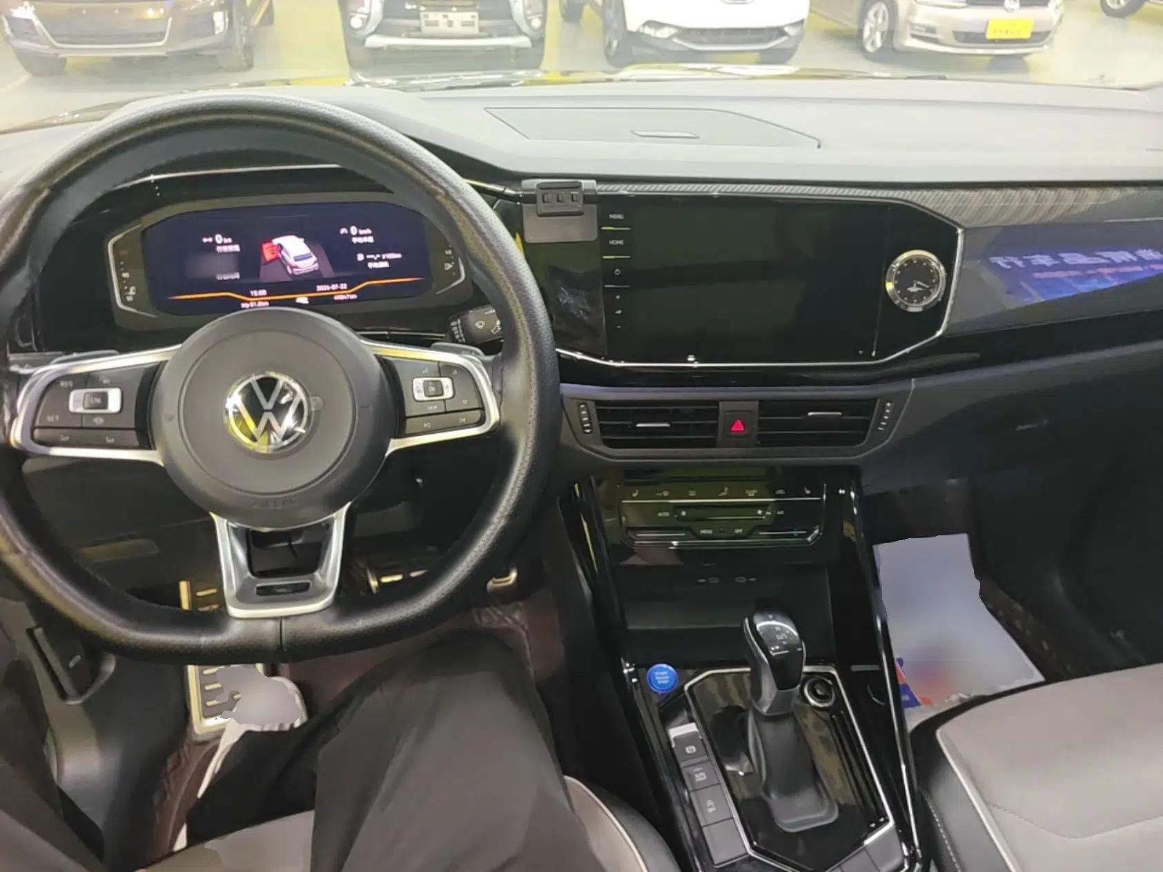 Volkswagen Tayron 2021 380TSI All-Wheel Drive R-Line Connected Version — миниатюра 12
