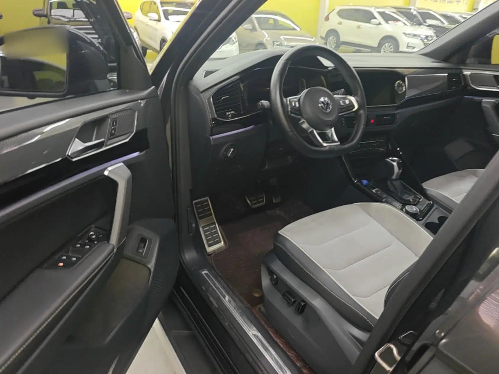 Volkswagen Tayron 2021 380TSI All-Wheel Drive R-Line Connected Version — миниатюра 17