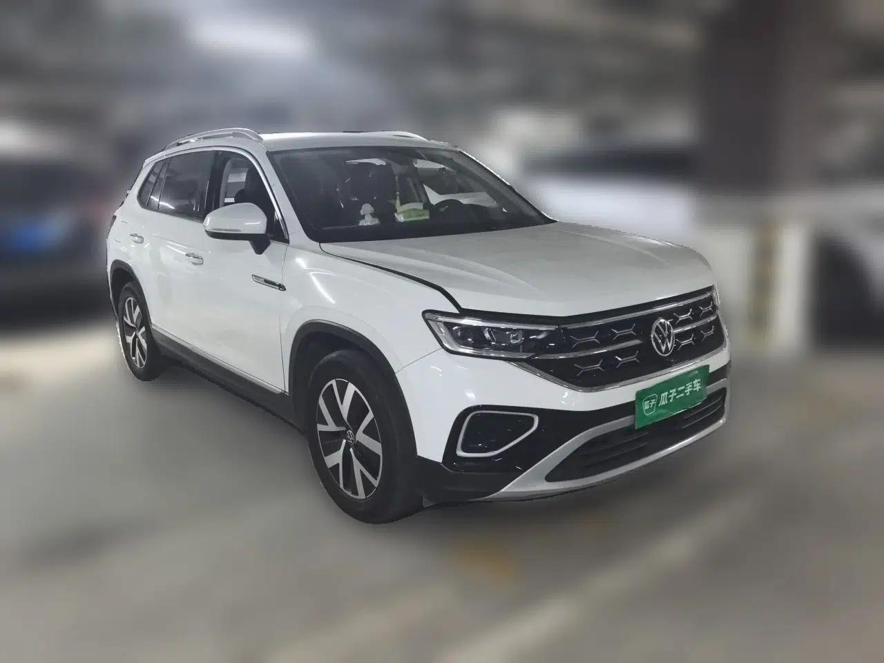 Volkswagen Tayron 2023 330TSI Two-Wheel-Drive Luxury Plus Advanced Version — миниатюра 3
