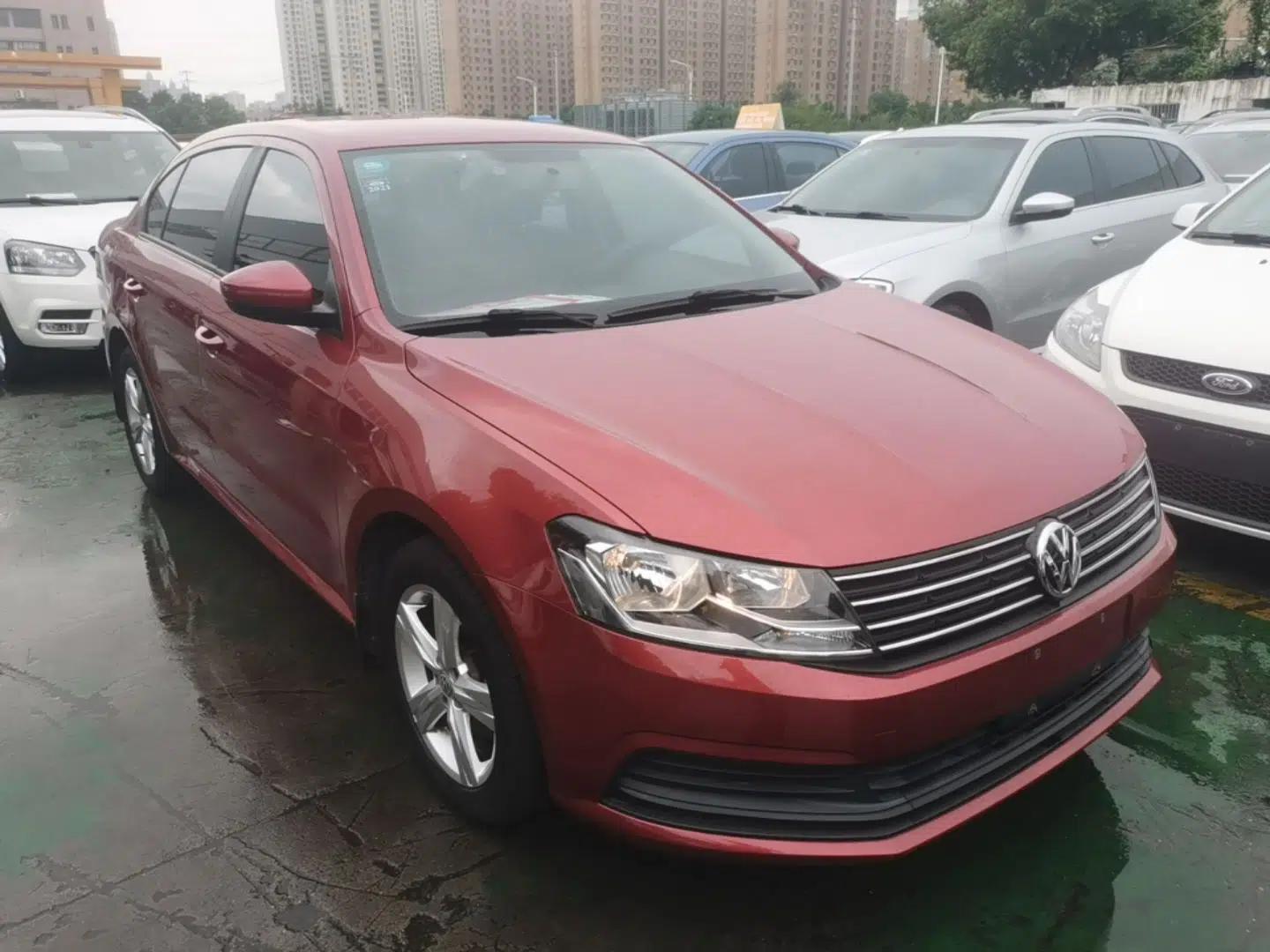 Volkswagen Lavida 2017 1.6L Manual Fashion Edition — миниатюра 3