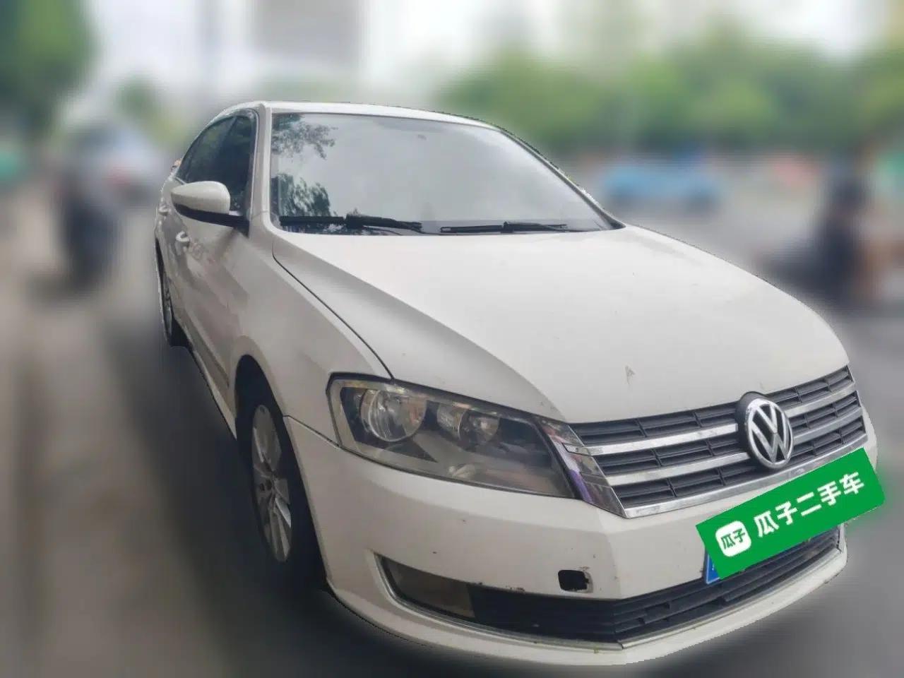 Volkswagen Lavida 2013 1.4TSI Manual Comfort Edition — миниатюра 3