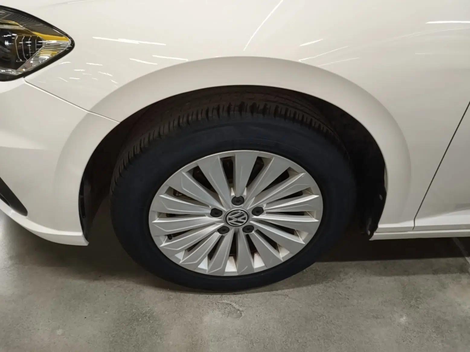 Volkswagen Lavida 2019 1.5L Automatic Comfort Edition China VI Standard — миниатюра 10