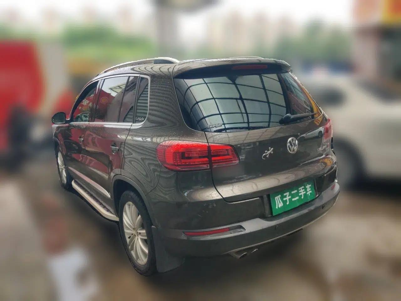 Volkswagen Tiguan 2013 2.0 TSI Automatic All-Wheel-Drive Flagship Edition — миниатюра 4