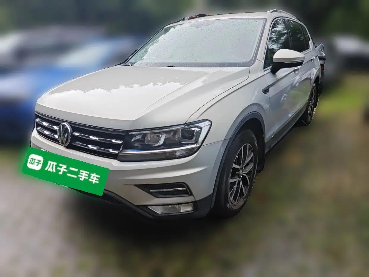 Volkswagen Tiguan L 2018 330TSI Automatic Two-Wheel Drive Luxury Edition — миниатюра 1