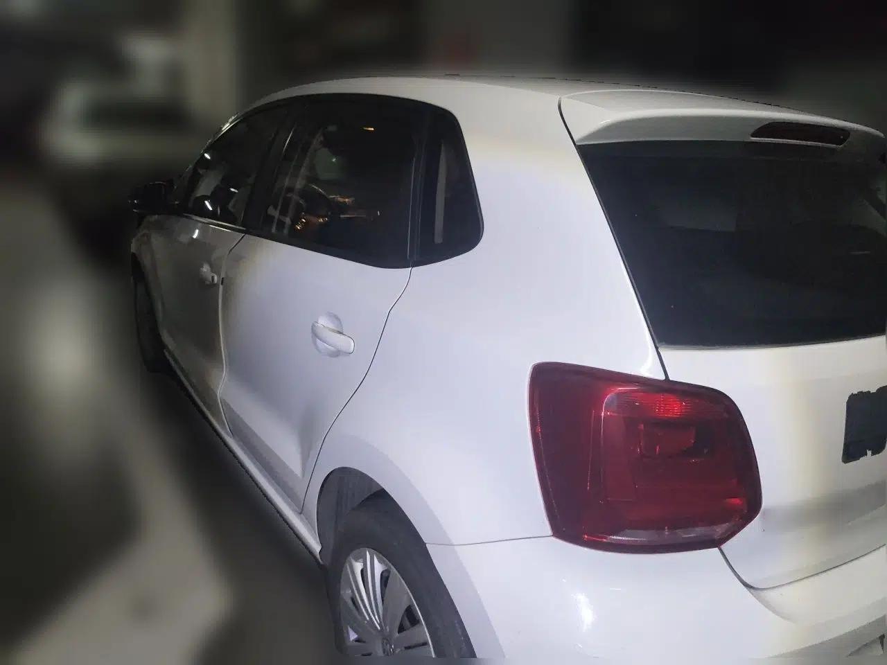 Volkswagen Polo 2016 1.6L Automatic Comfort Model — миниатюра 4