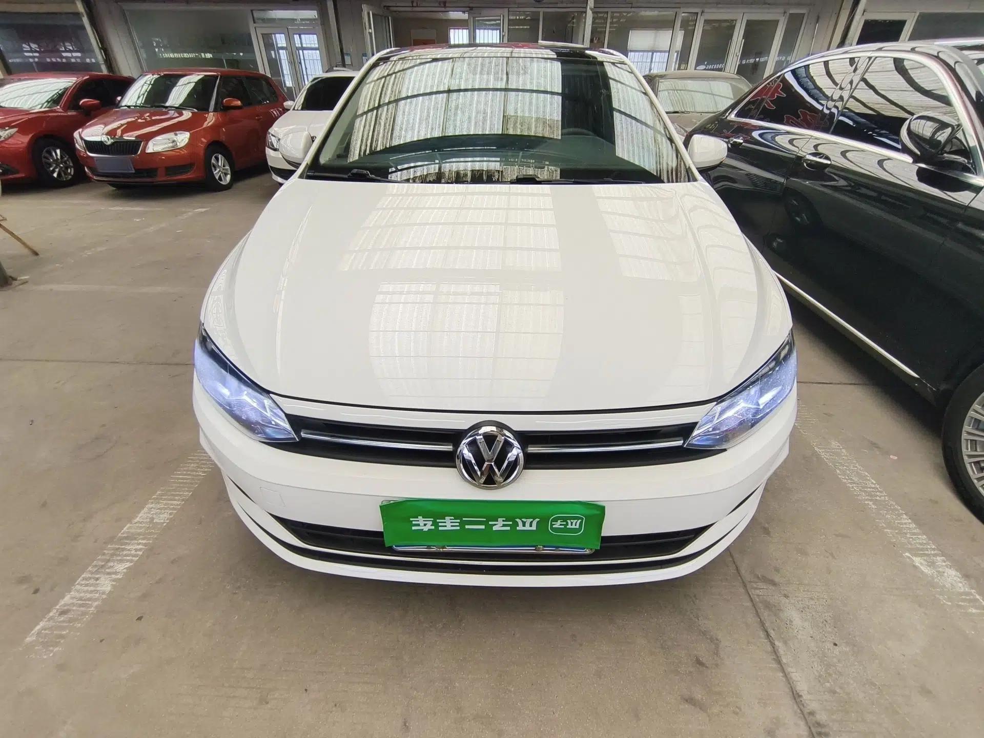 Volkswagen Polo 2019 Plus 1.5L Automatic Panoramic Enjoyment Edition — миниатюра 2