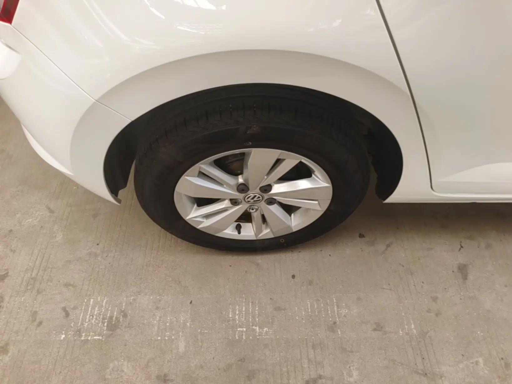 Volkswagen Polo 2019 Plus 1.5L Automatic Panoramic Enjoyment Edition — миниатюра 11
