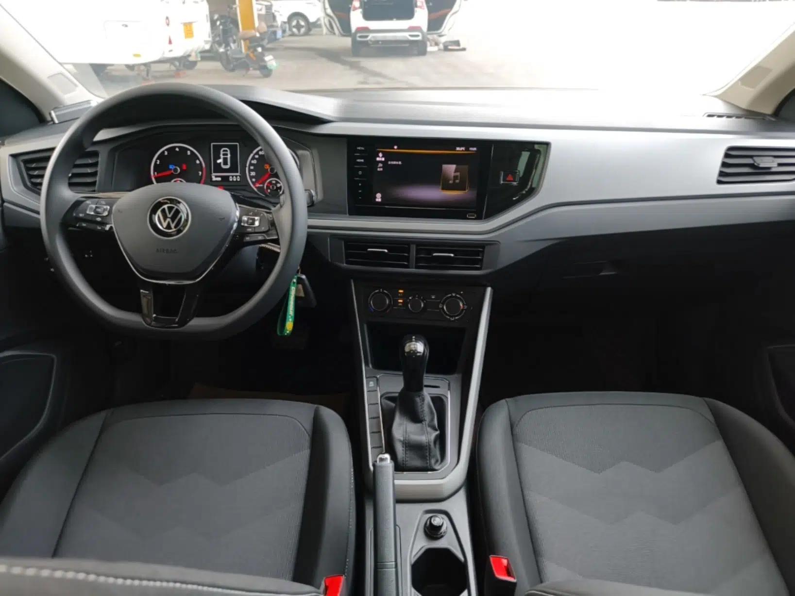 Volkswagen Polo 2021 Plus 1.5L Automatic Panoramic Enjoyment Edition — миниатюра 12